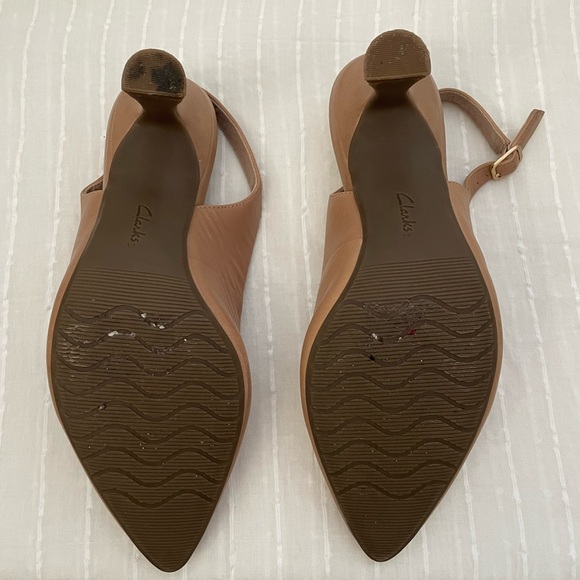 Clarks Women’s Kataleyna Step Slingback Pumps in Warm Beige Size 8 - Picture 4 of 4